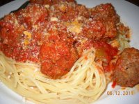 spaghetti with Italian meatballs 002.jpg