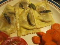 Gorgonzola ravioli.JPG