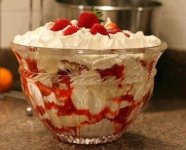 Southern-Strawberry-Punch-Bowl-Cake.jpg