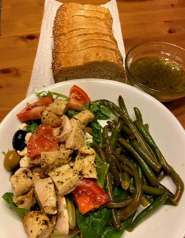 air_fryer_chicken_green_bean_salad_121623_1_IMG_2191.jpg