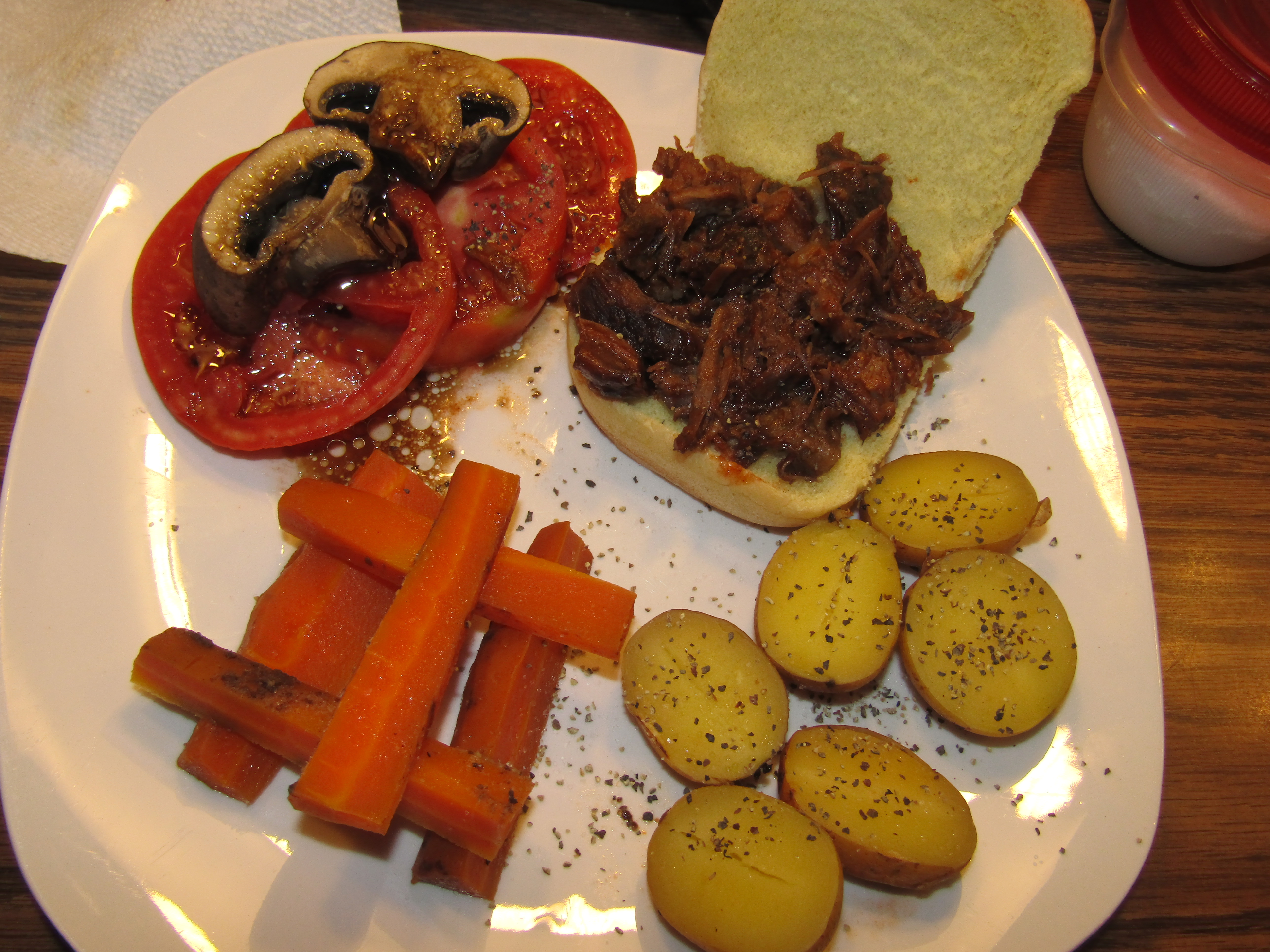 Beef BBQ Sandwich .JPG