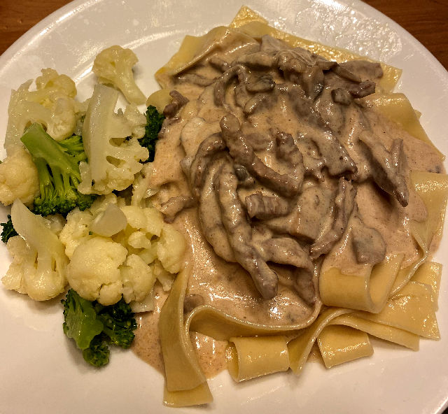 beef_stroganoff_031522_IMG_9368.jpg