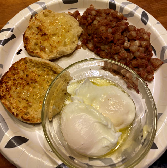 brunch_poached_hash_070424_2_IMG_2774.jpg