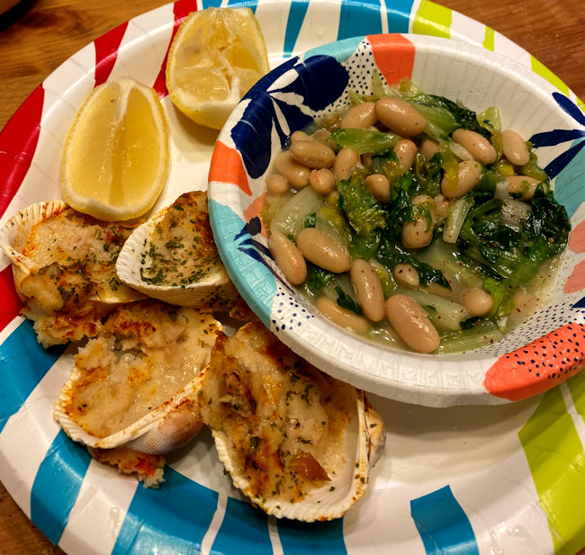 clams_escarole_beans_010425_1_IMG_3398.jpg