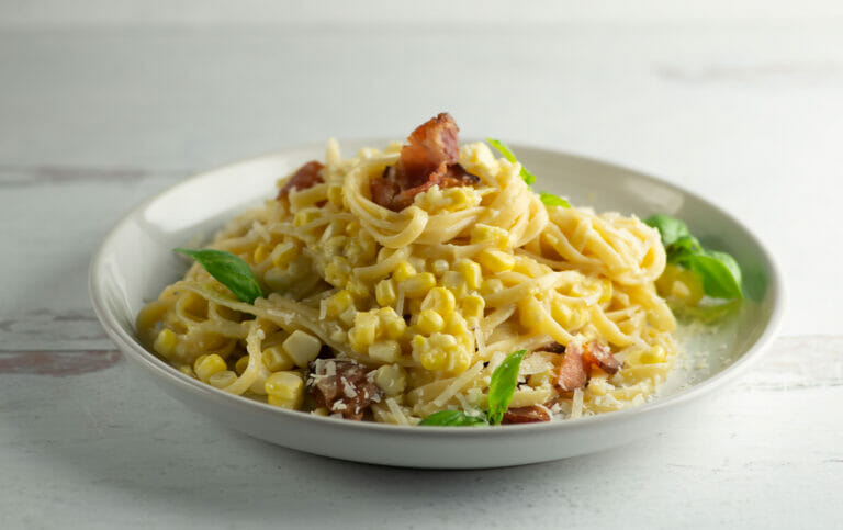 corn-pasta-carbonara-768x483.jpg