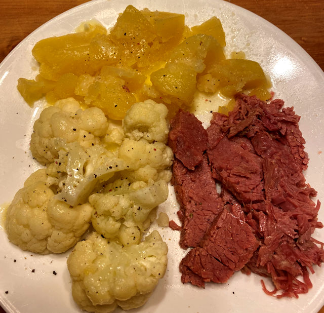 corned_beef_101823_1_IMG_1839.jpg