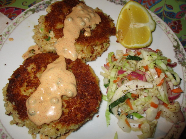 crab cakes.JPG