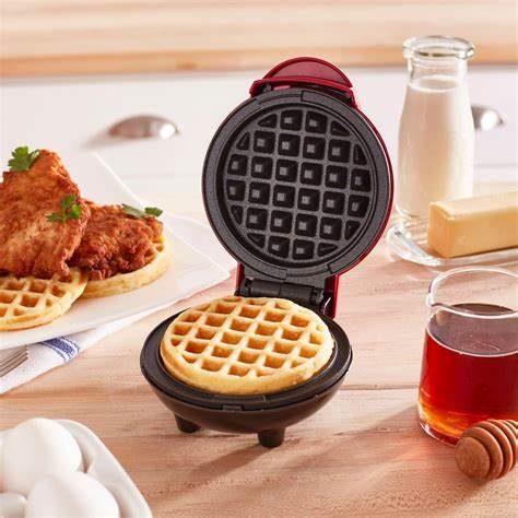 Dash mini Waffle Maker..jpg