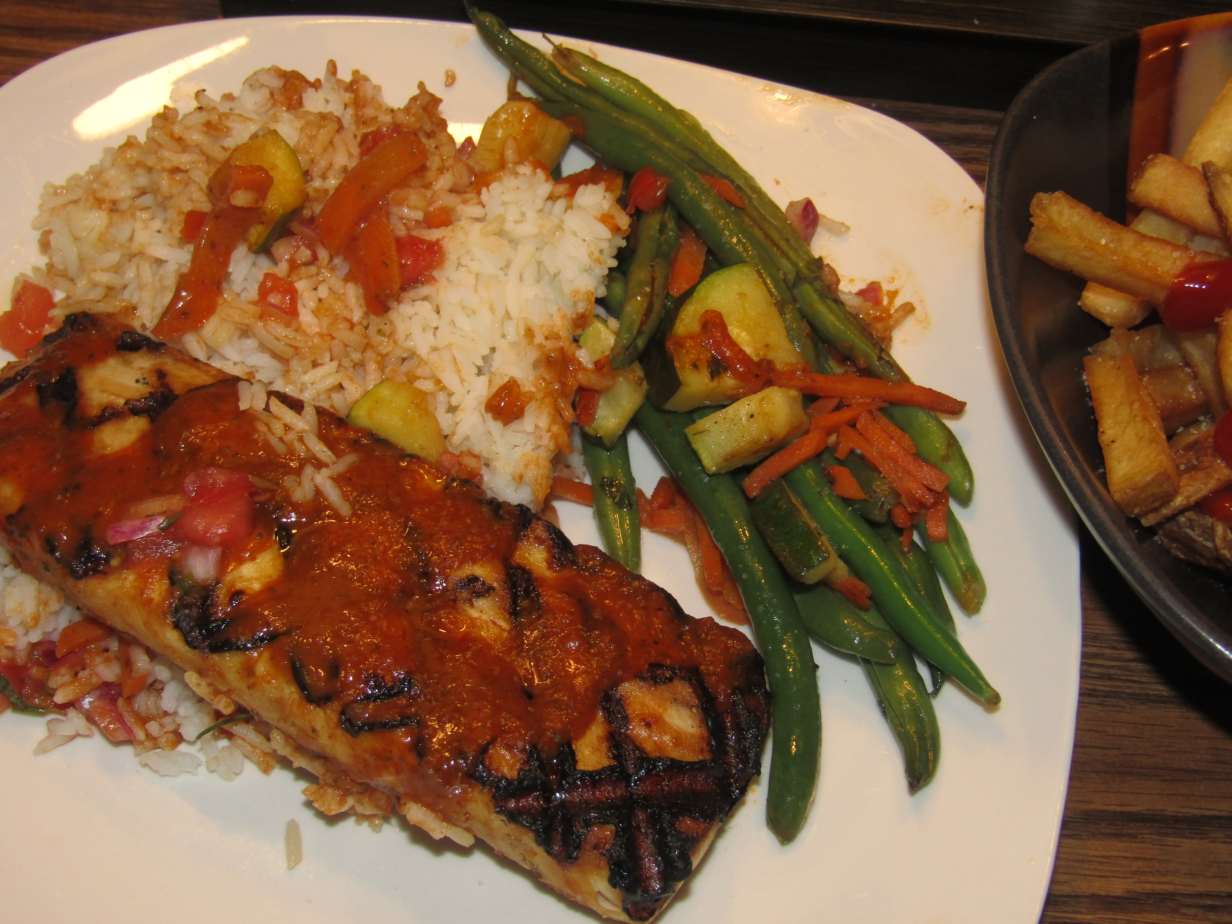Dog & Bull Southwest Grilled Mahi Mahi.JPG