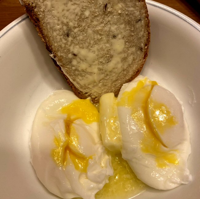 eggs_rye_082521_IMG_8485.jpg