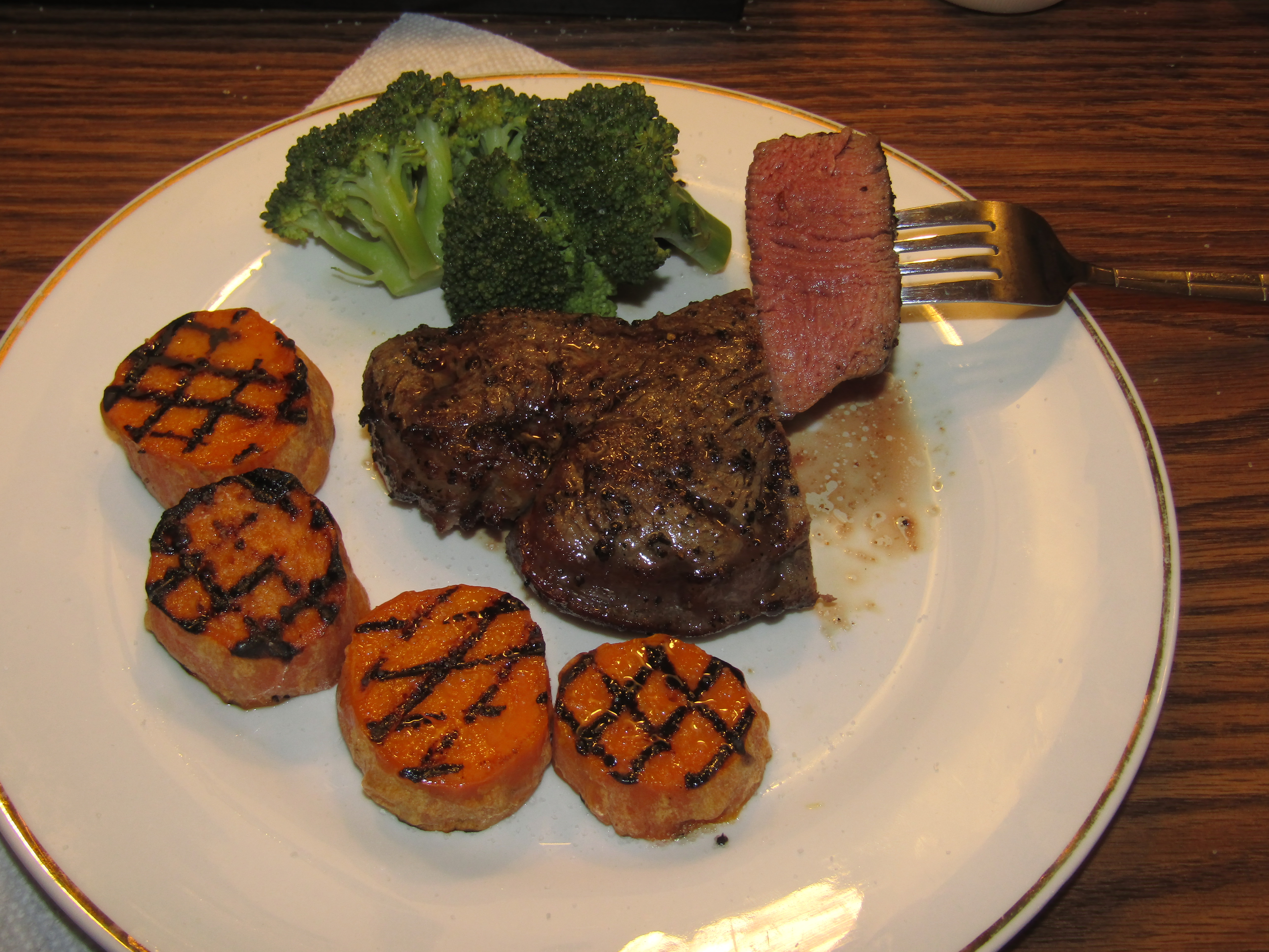 Filet Mignon, Grilled Sweets 6-26-22.JPG