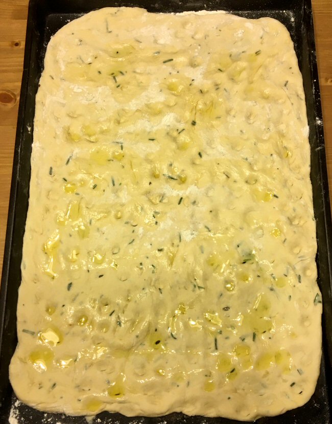 garlic_rosemary_focaccia_012321_1_IMG_7649.JPG