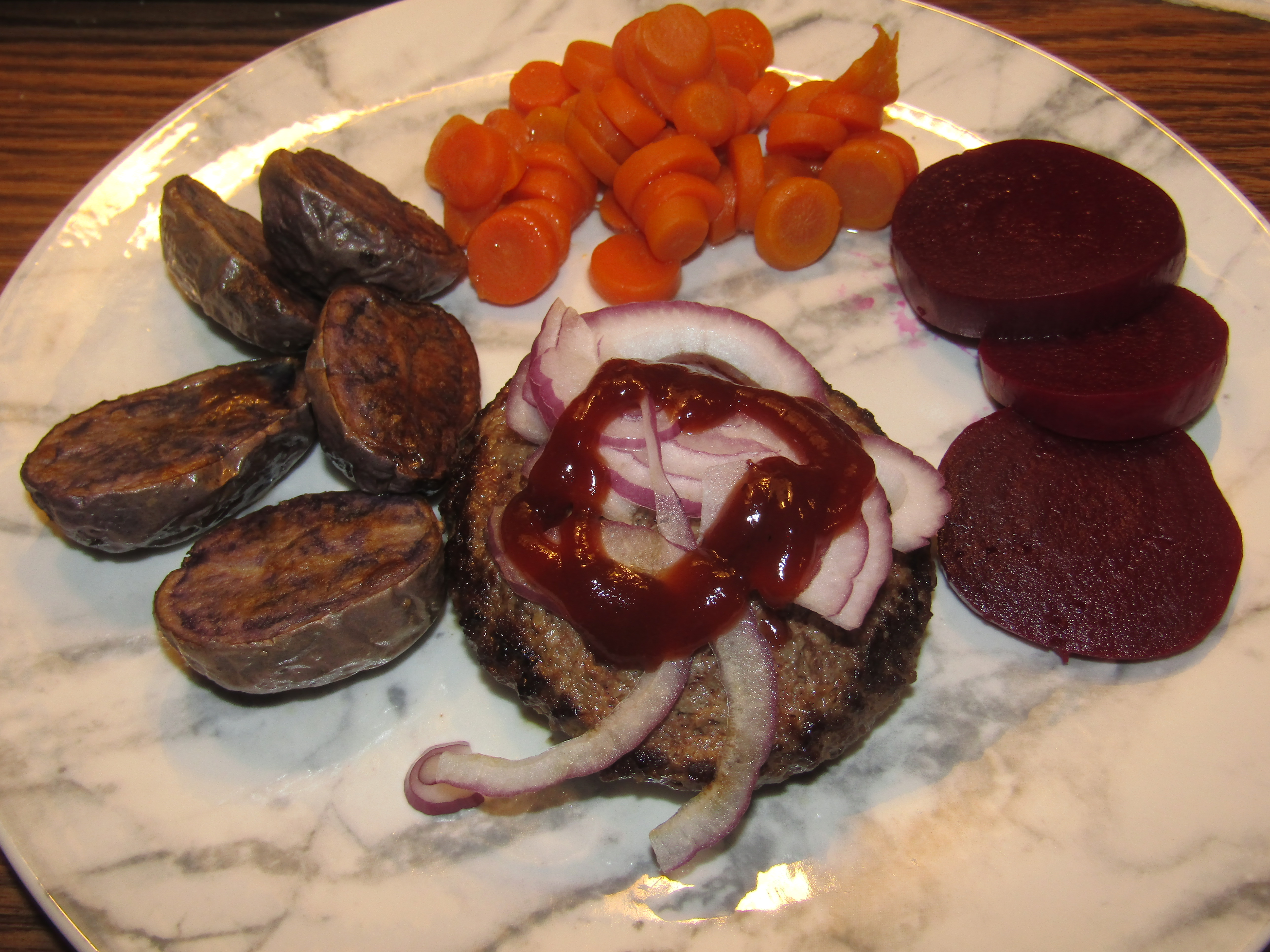 Hamburger 10-11-25.JPG