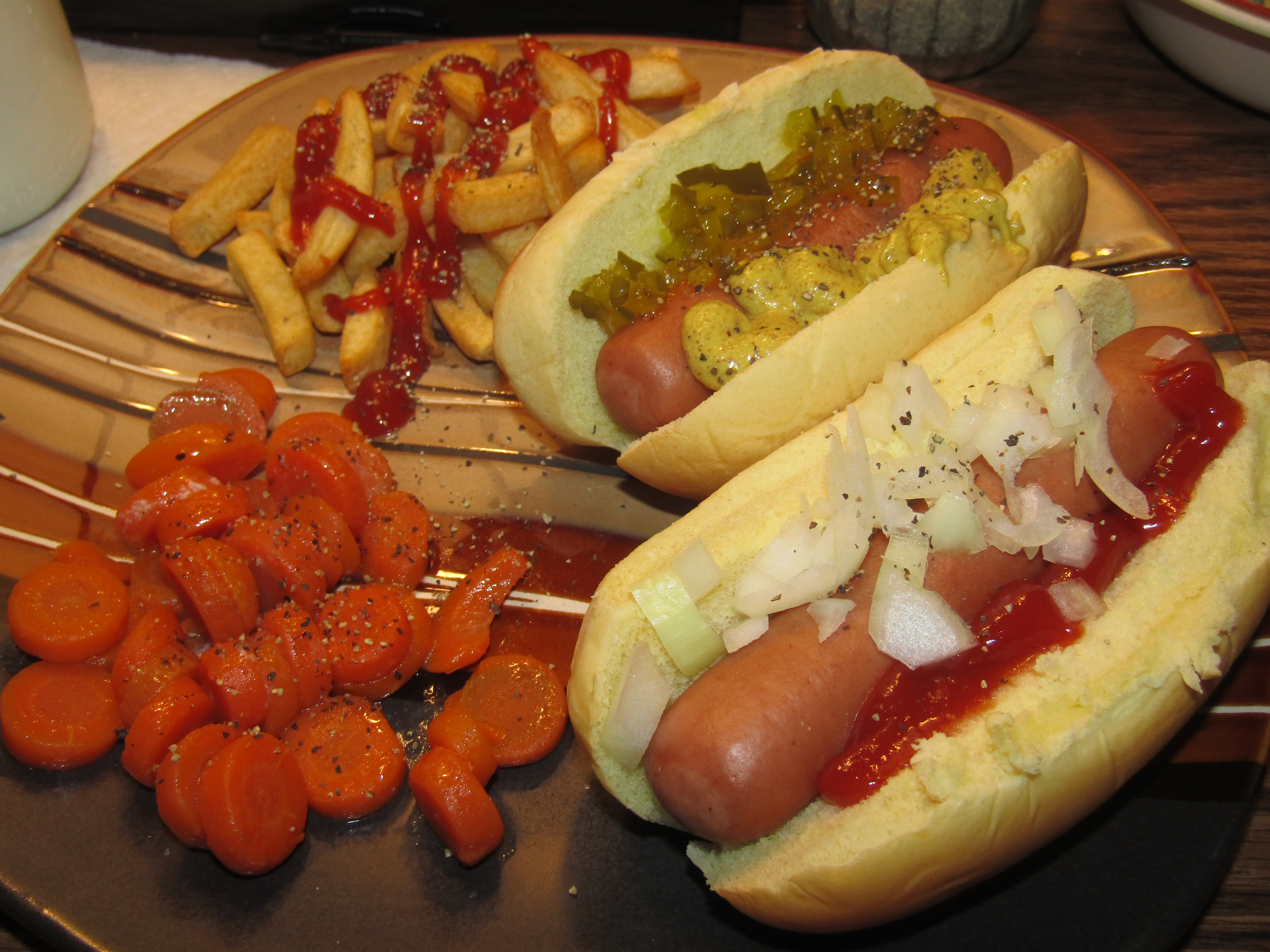 Hot Dogs 5-23-23.JPG