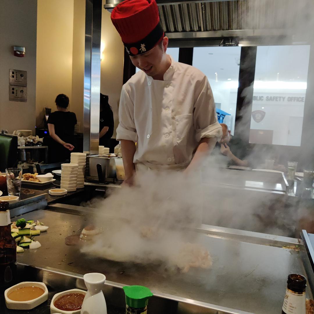 Japanese chef.jpg