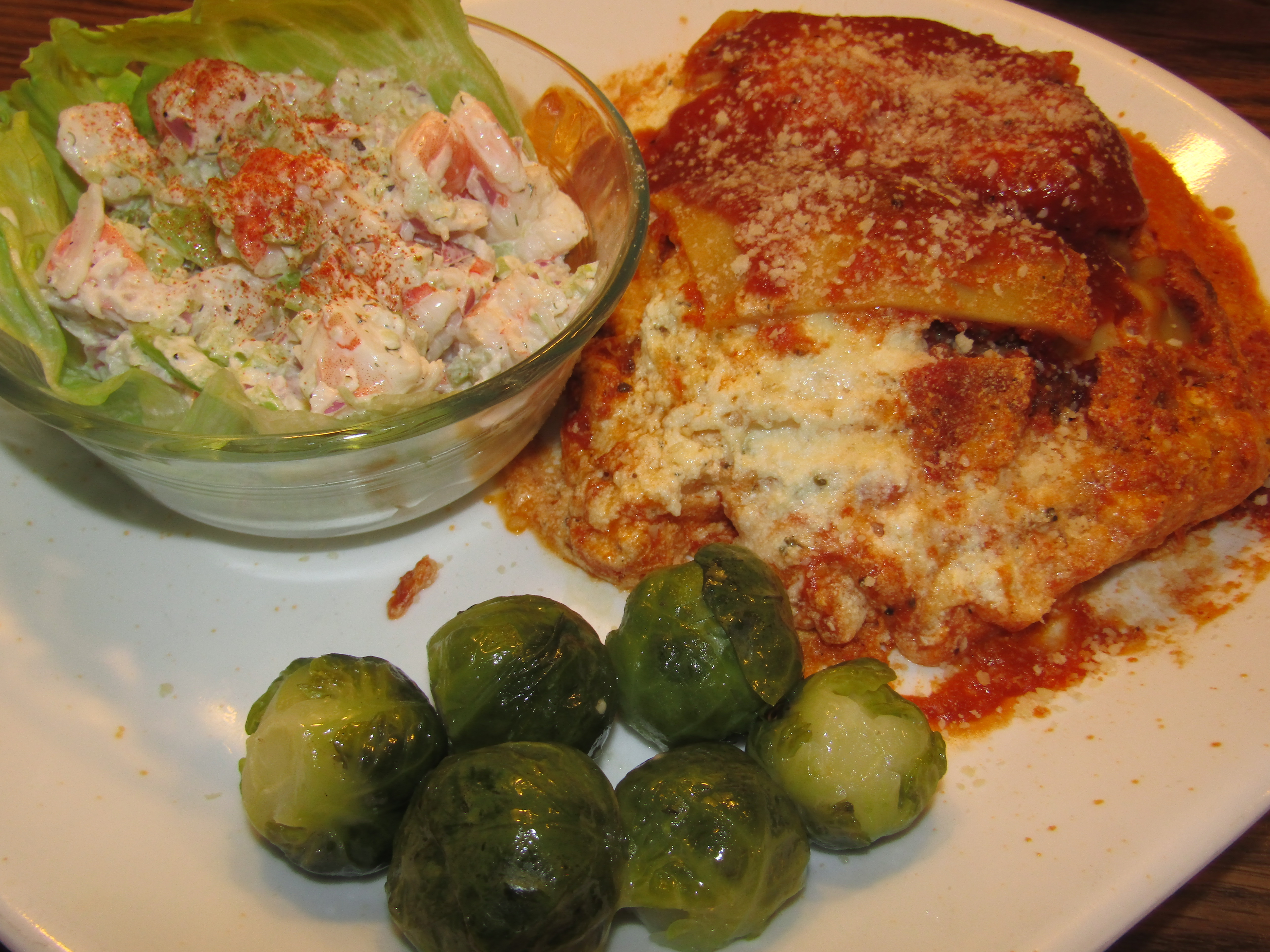 Lasagna , Shrimp salad 11-3-21.JPG