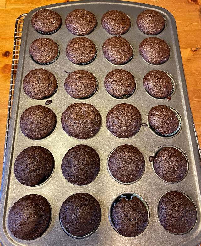 mini_chocolate_muffins_021324_1_IMG_2390.jpg