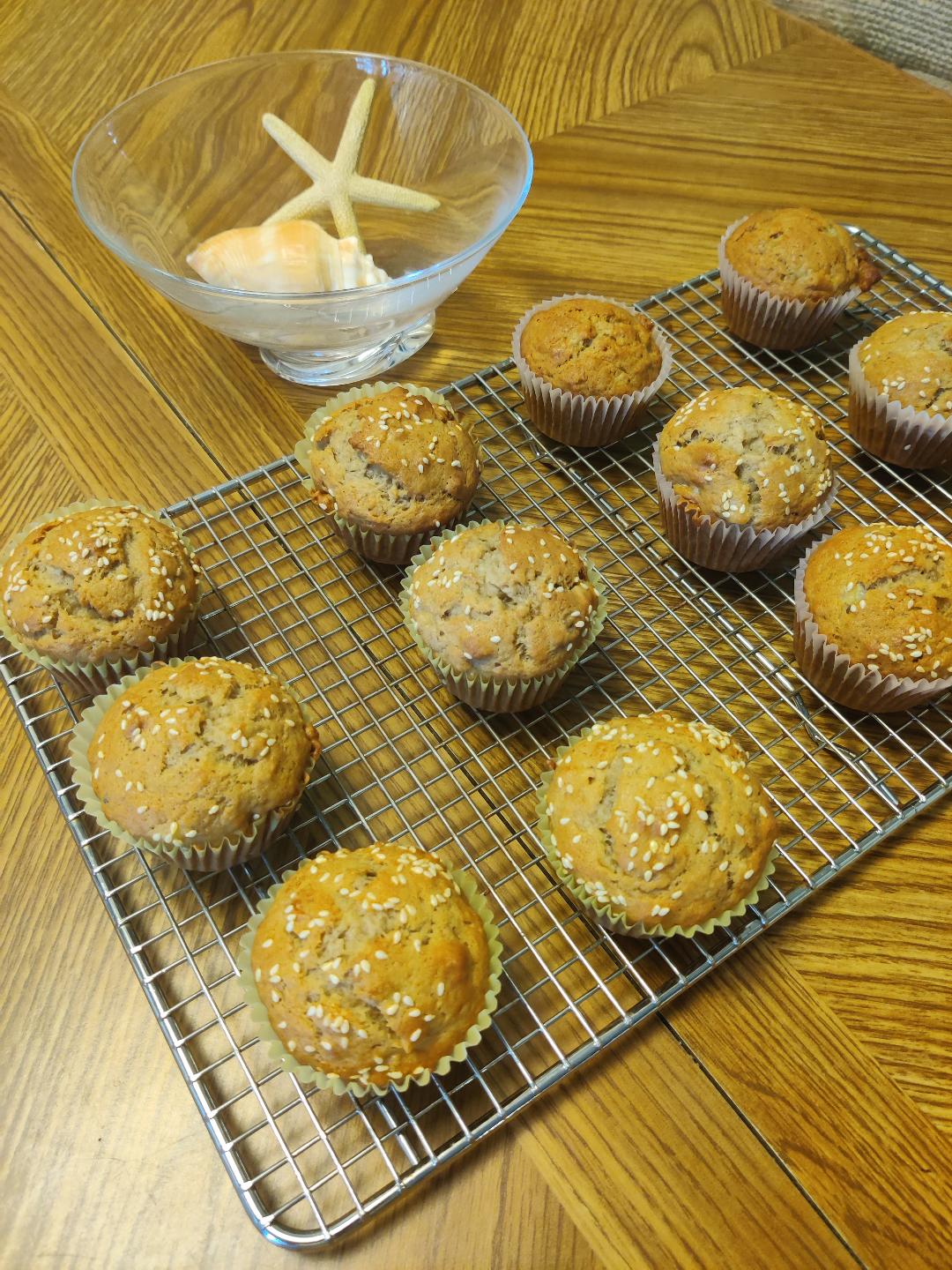 Muffins 2 on rack.jpeg
