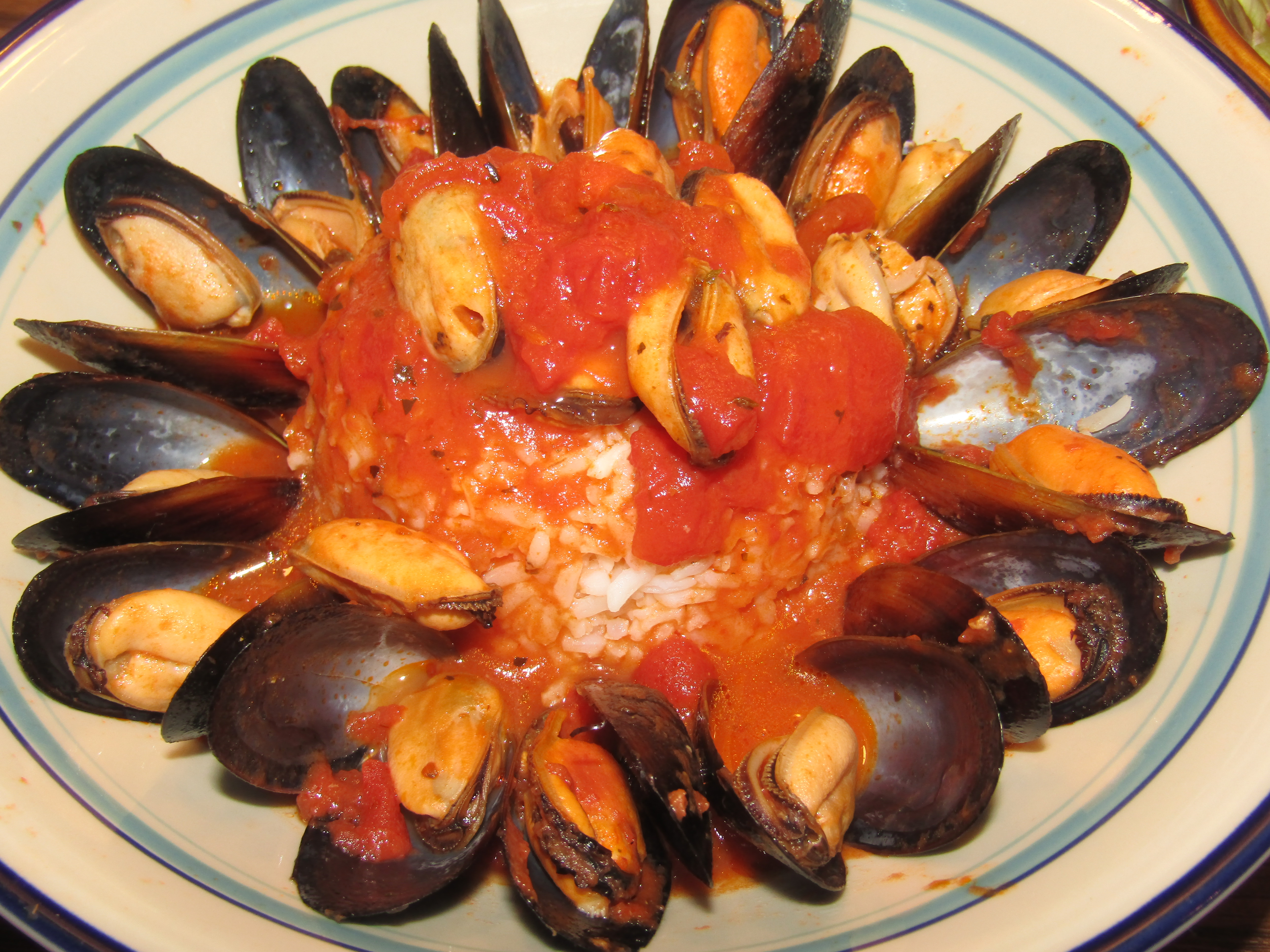 Mussels in Tomato Garlic Broth 9-26-25.JPG