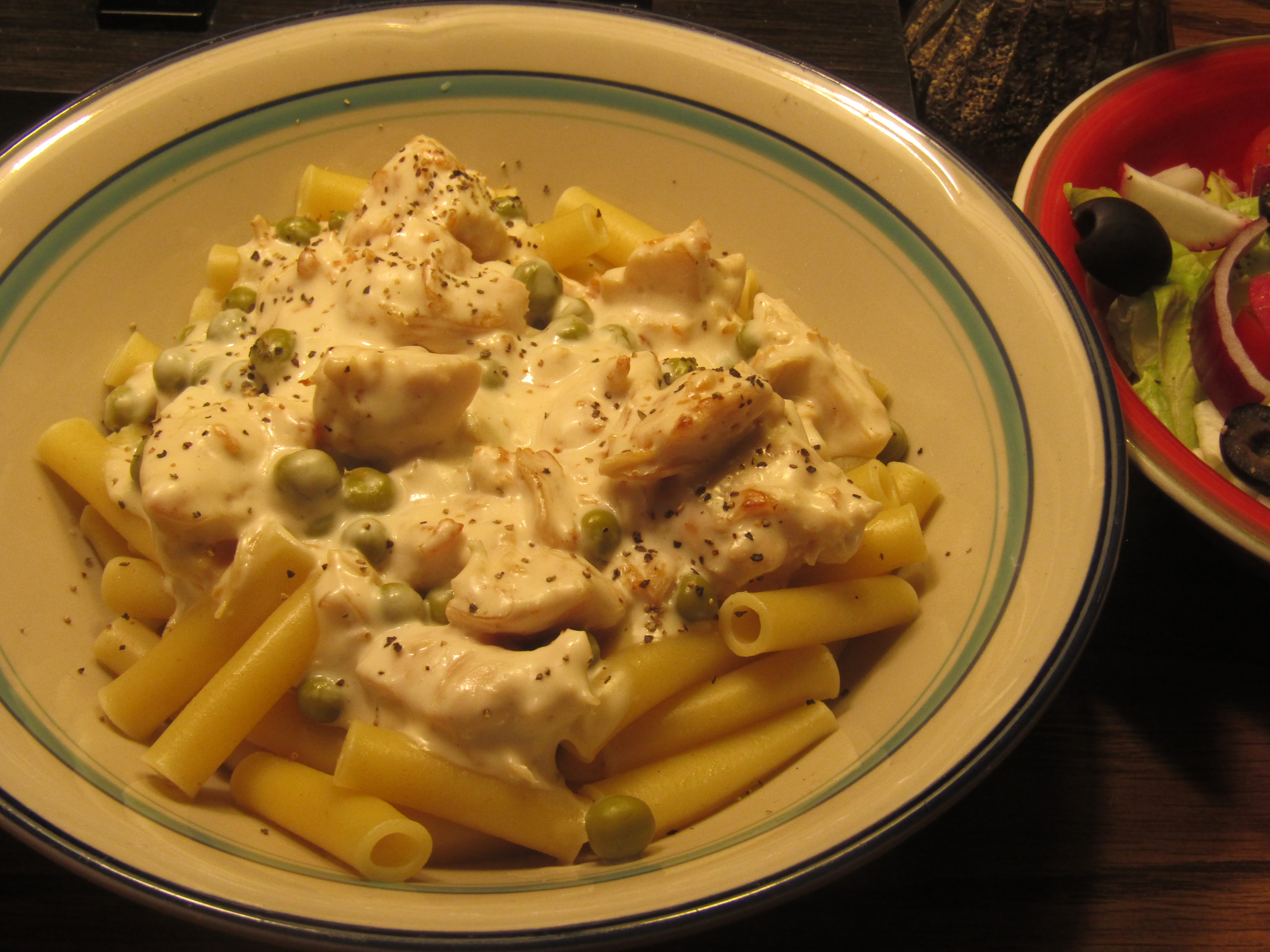 Pasta - Chicken Alfredo 12-13-23.JPG