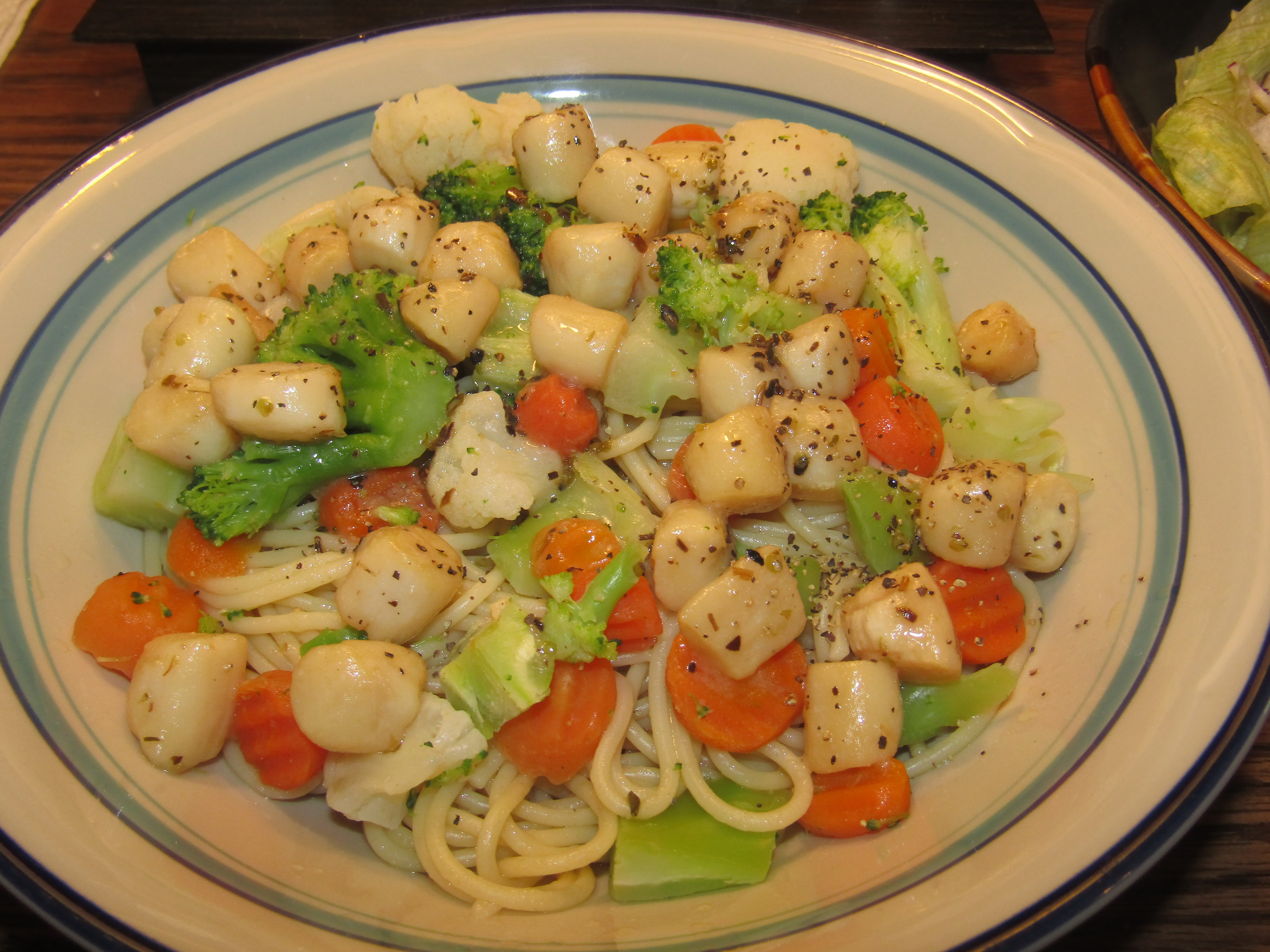 Pasta Primavera with Bay Scallops 3-15-24.JPG