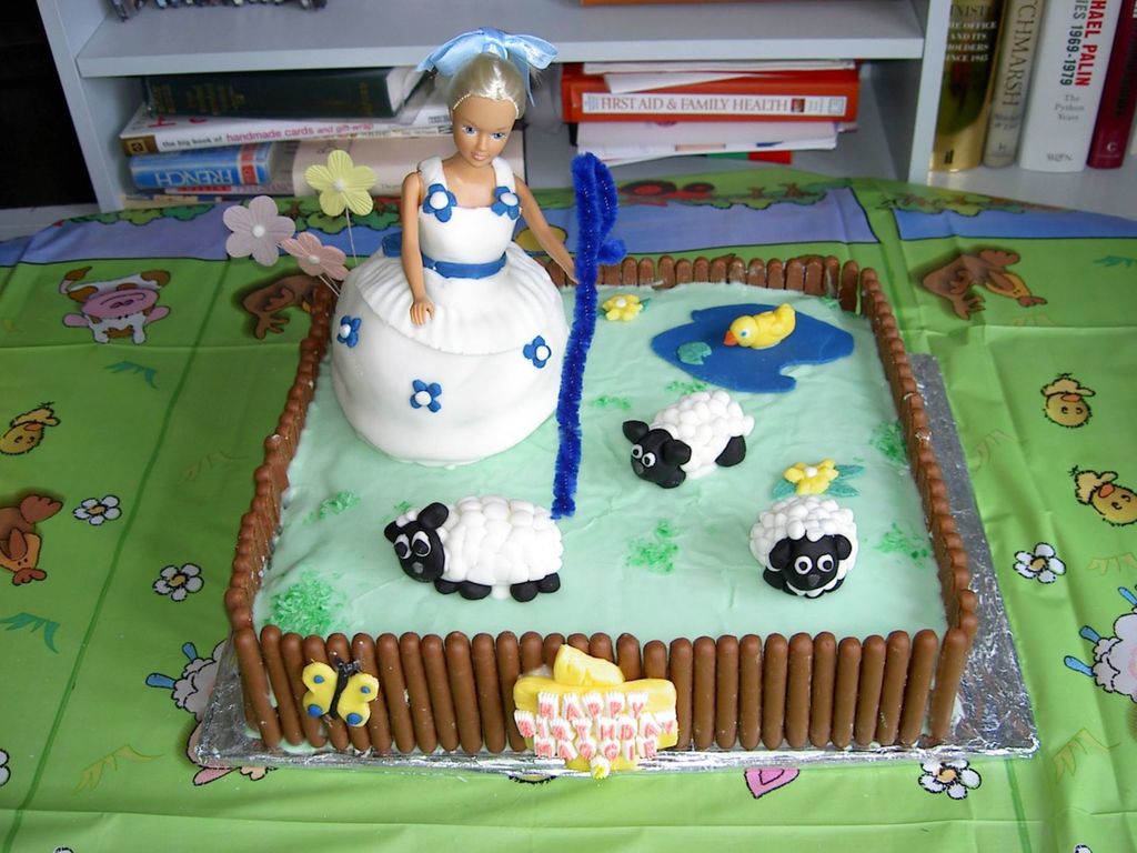 peep cake.jpg