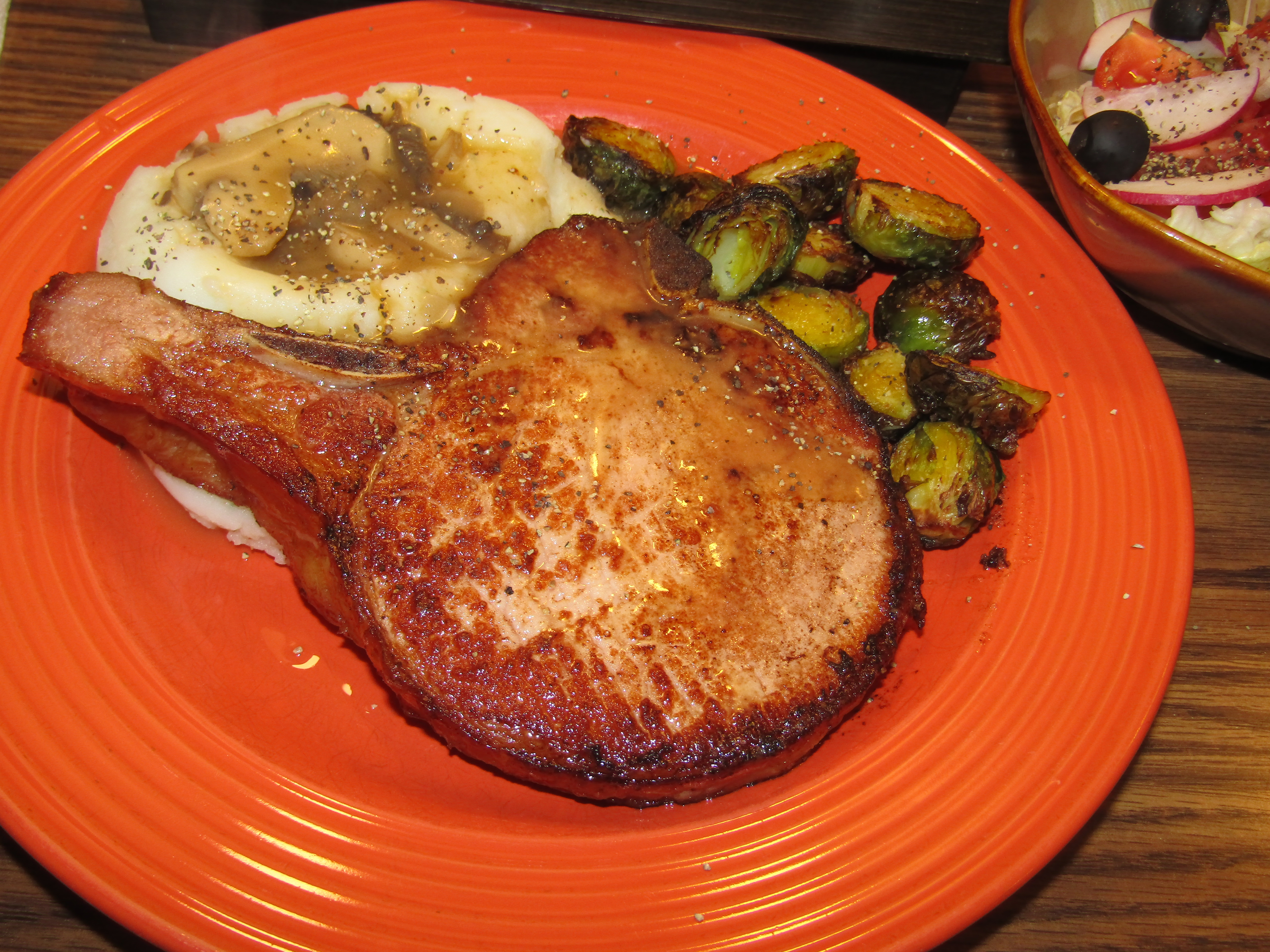 Pork Chop, Smoked 12-29-22.JPG