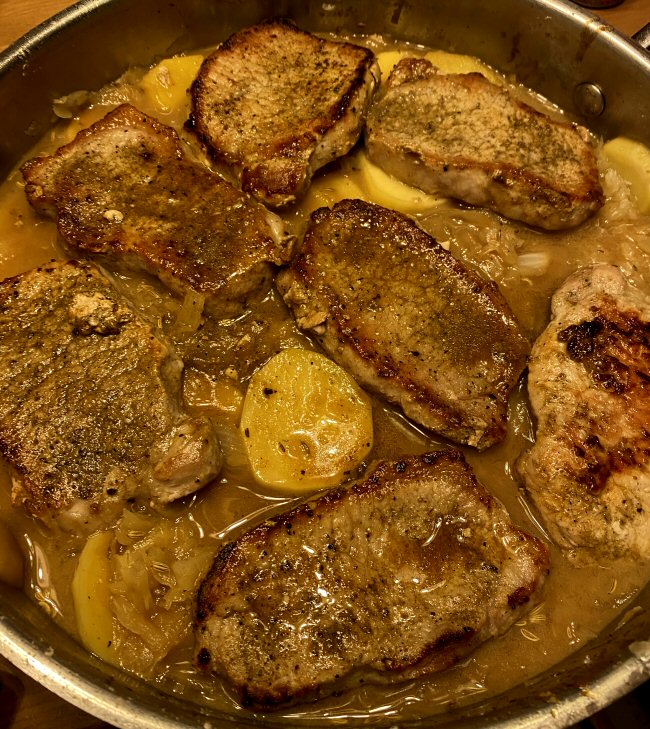 pork_chops_sauerkraut_101721_2_IMG_8802.jpg