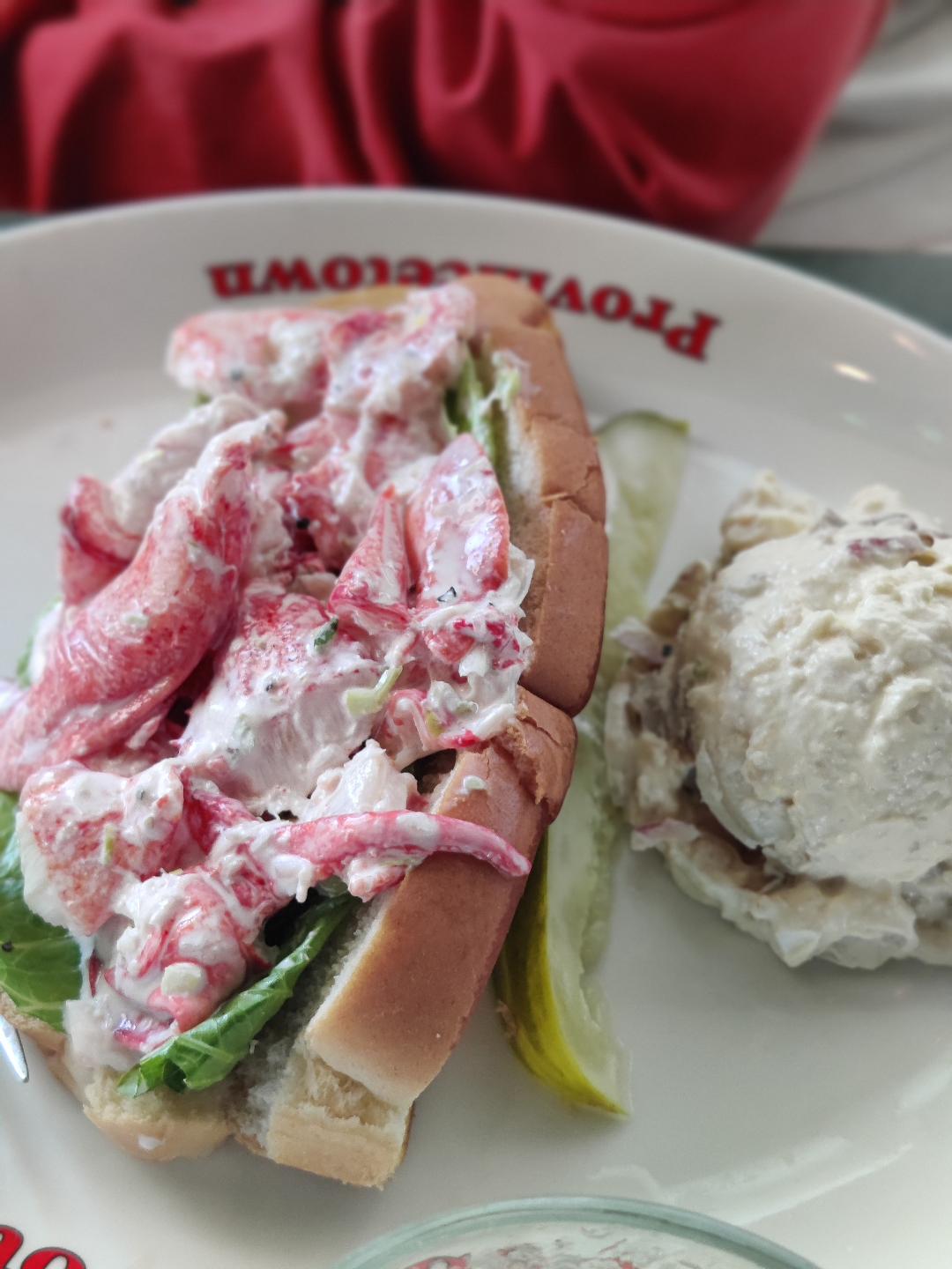 P'town, lobster roll, Lobster Pot.jpg