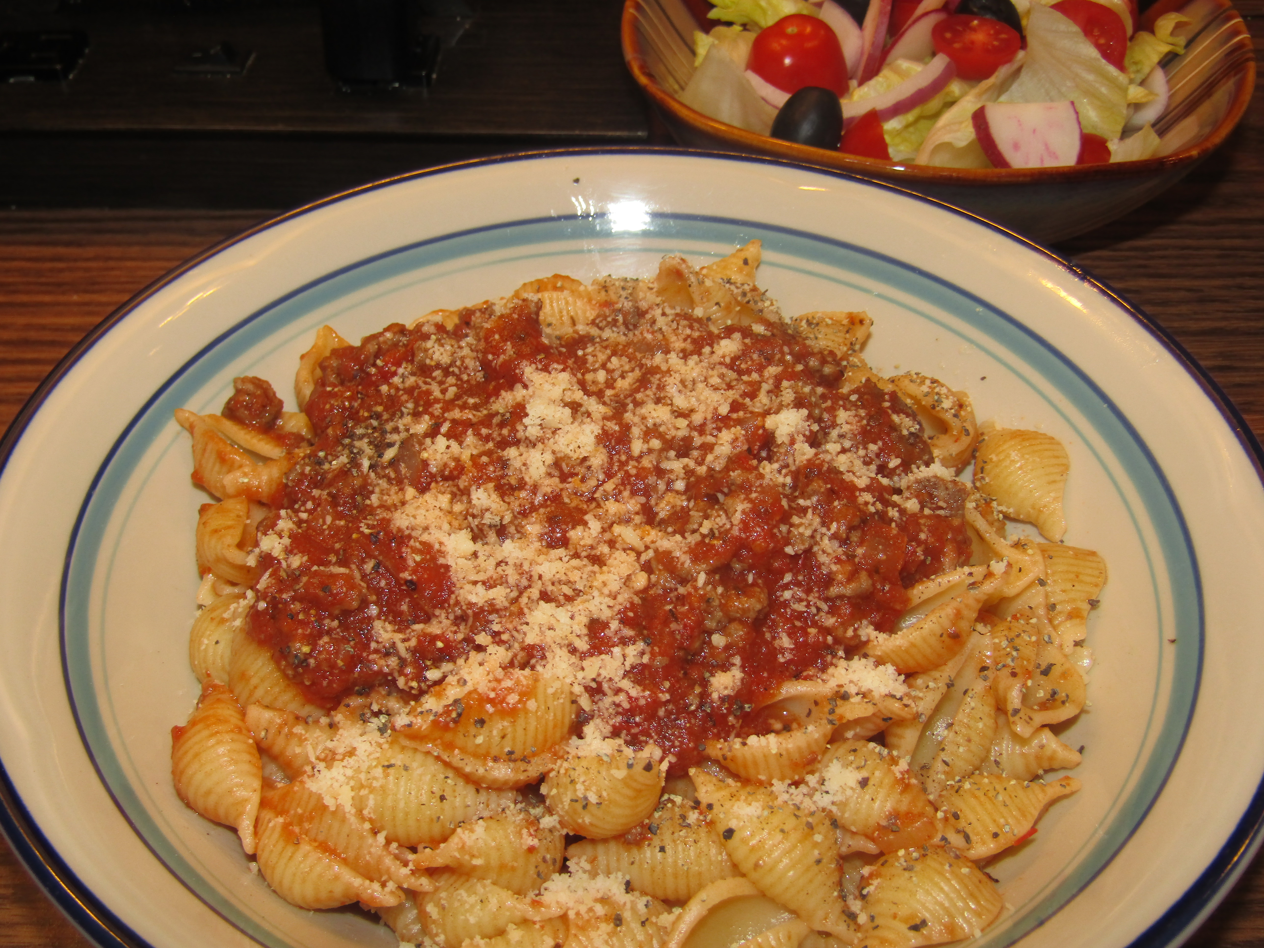 Shells & Meat Sauce 6-22-22.JPG