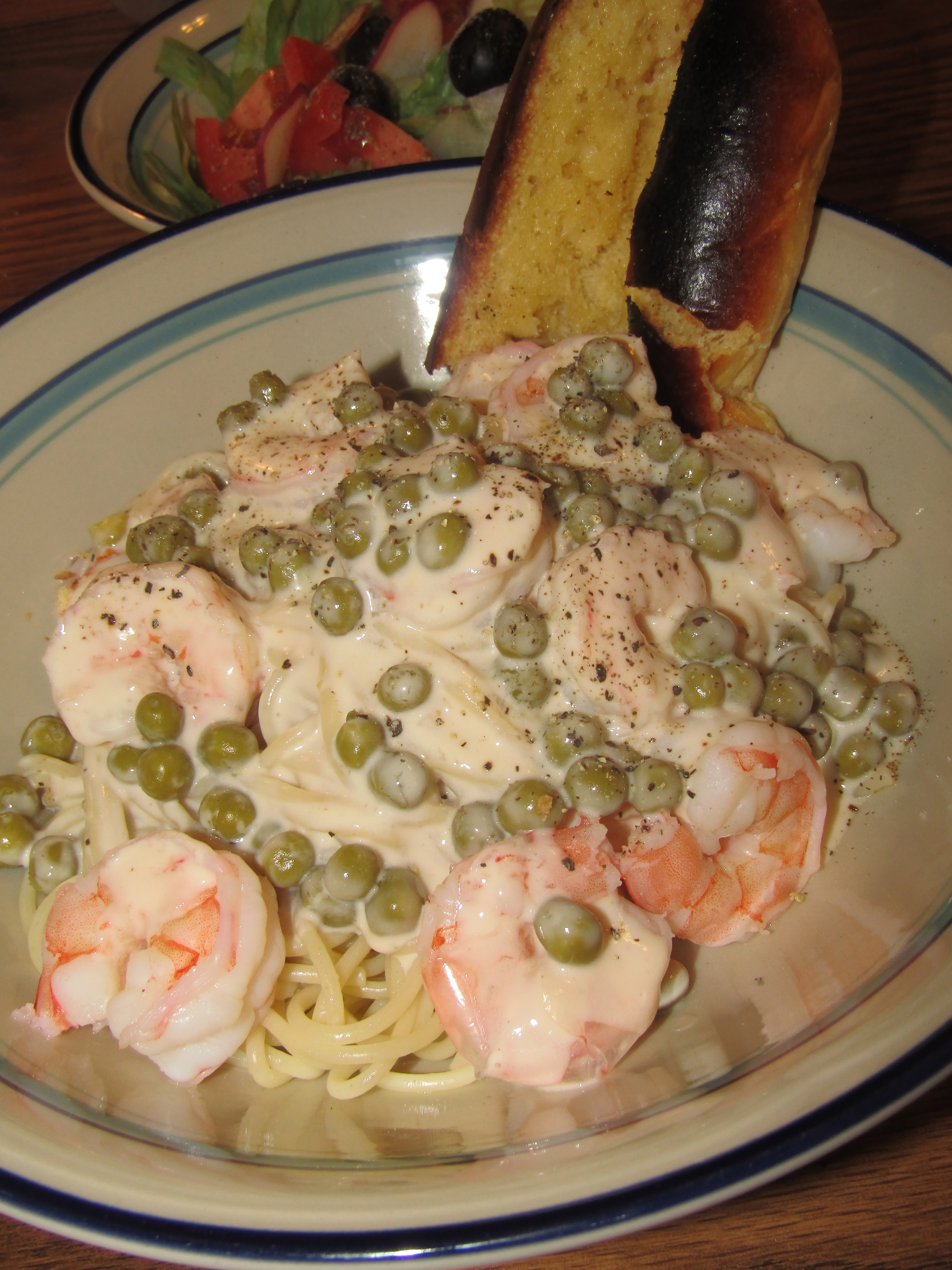 Shrimp Alfredo with Color .JPG