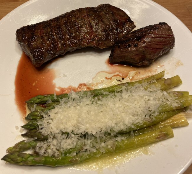 skirt_steak_asparagus_072421_IMG_8315.jpg