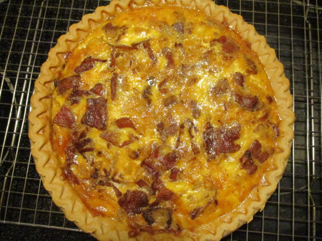 whole quiche.JPG