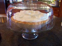 lemon chiffon pie 007.jpg