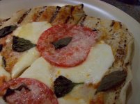 grilled pizza 008.jpg