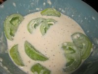 Green tomatoes, soaking.JPG