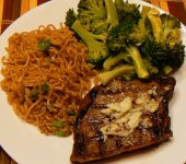 strip_steak_sesame_noodles_broccoli_092717_P1100254.JPG