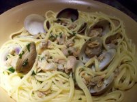 linguine clam sauce 009.jpg
