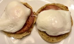 eggs_benedict_080719_1_IMG_6071.JPG