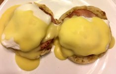 eggs_benedict_080719_2_IMG_6073.JPG