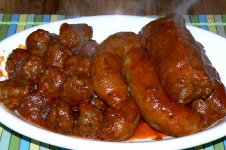 013011_braciole_sausage_meatballs.jpg