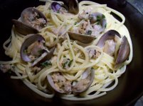linguine clam sauce 004.jpg
