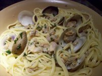 linguine clam sauce 009.jpg