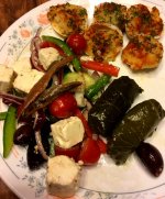 greek_salad_clams_042019_IMG_5593.JPG