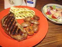 NY Strip, roasted spuds.jpg