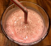 strawberry_yogurt_smoothie_012620_IMG_6653.jpg