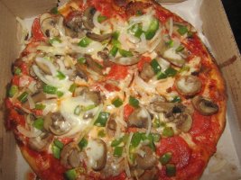 La Vera Personal Pie - the Works 9-9-25.JPG
