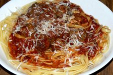 linguini_meatballs_122809_1_P1050023.JPG